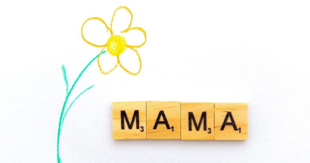 ママの表記と花のイラスト